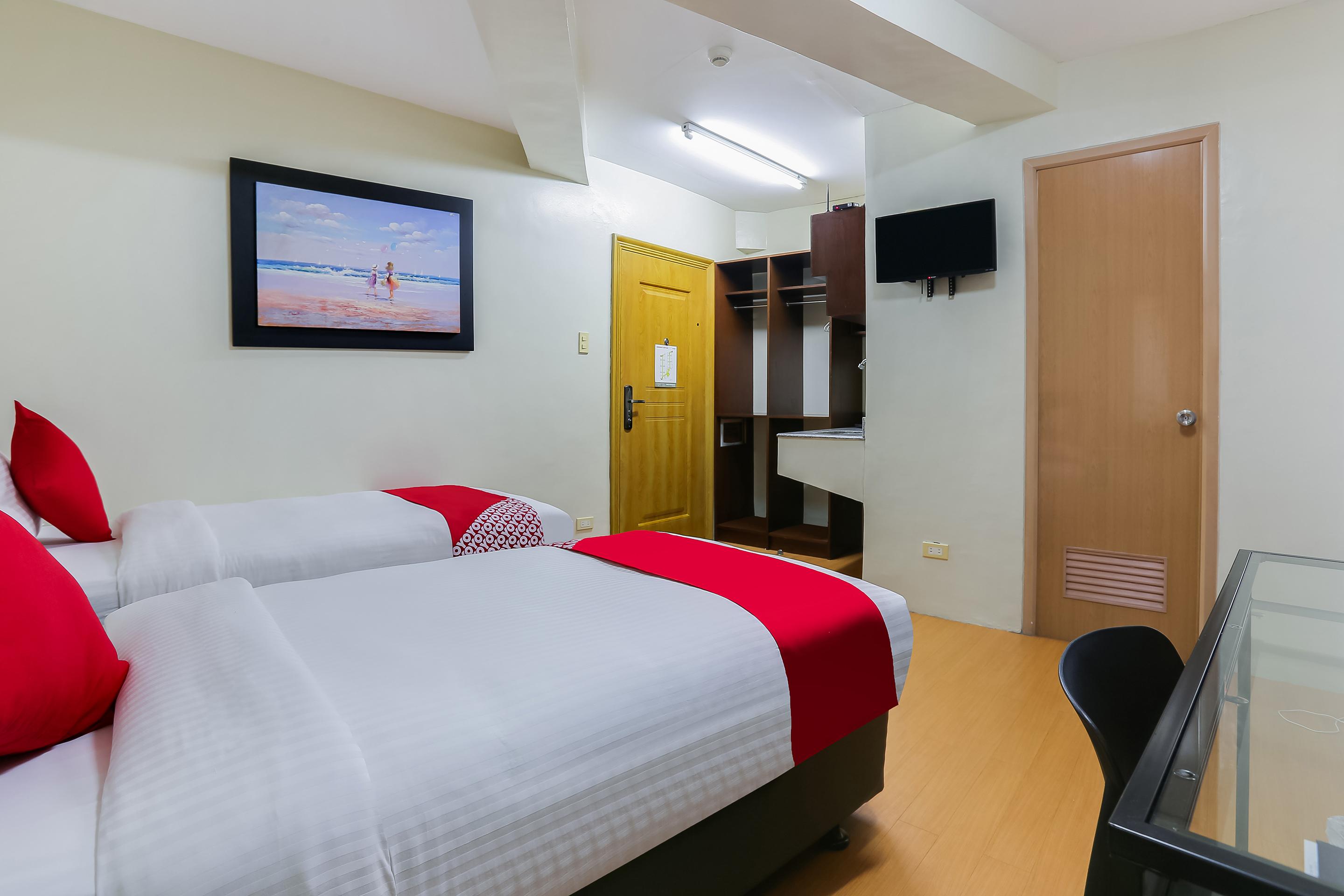 Anglo Residences Manila Quezon City Extérieur photo