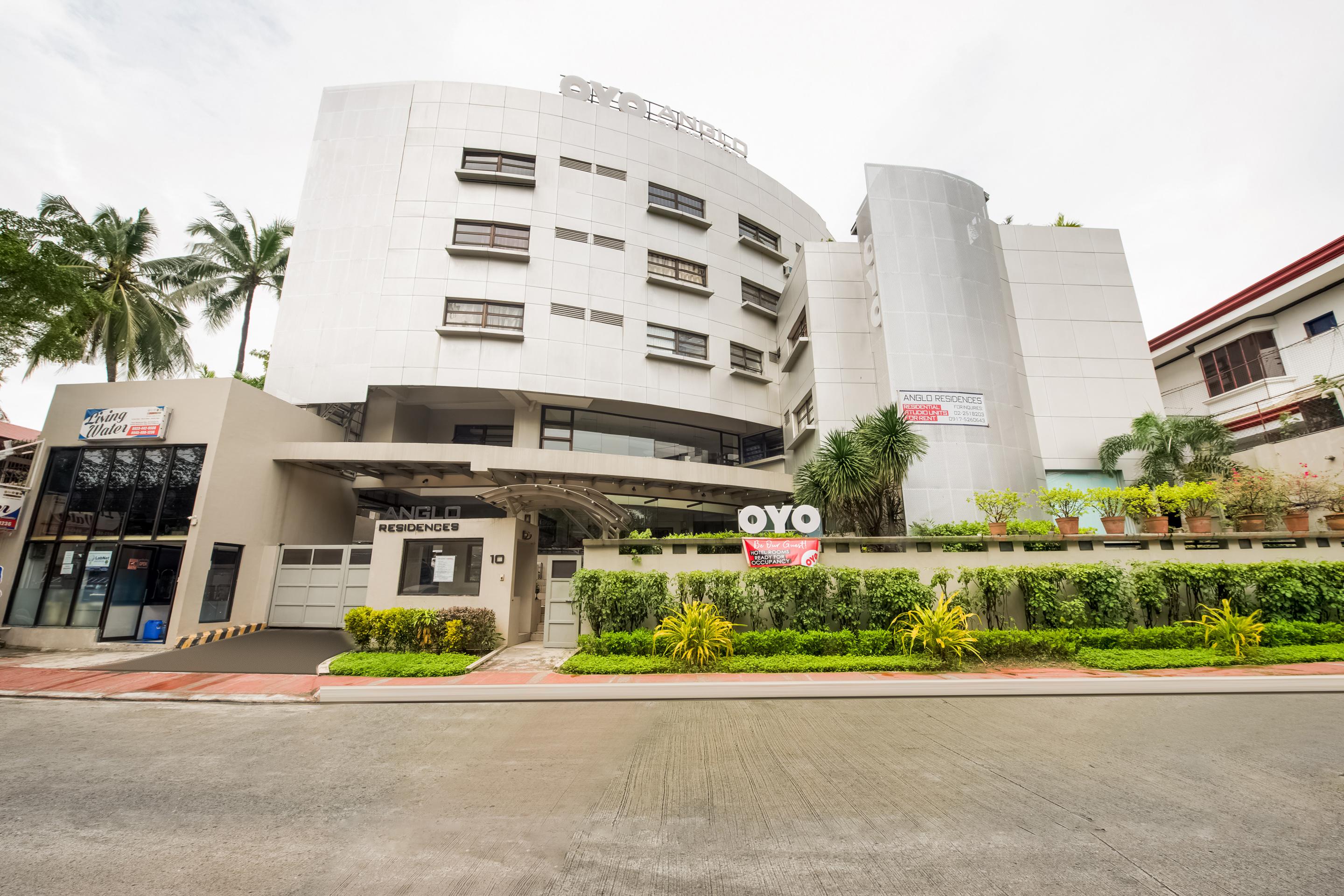 Anglo Residences Manila Quezon City Extérieur photo