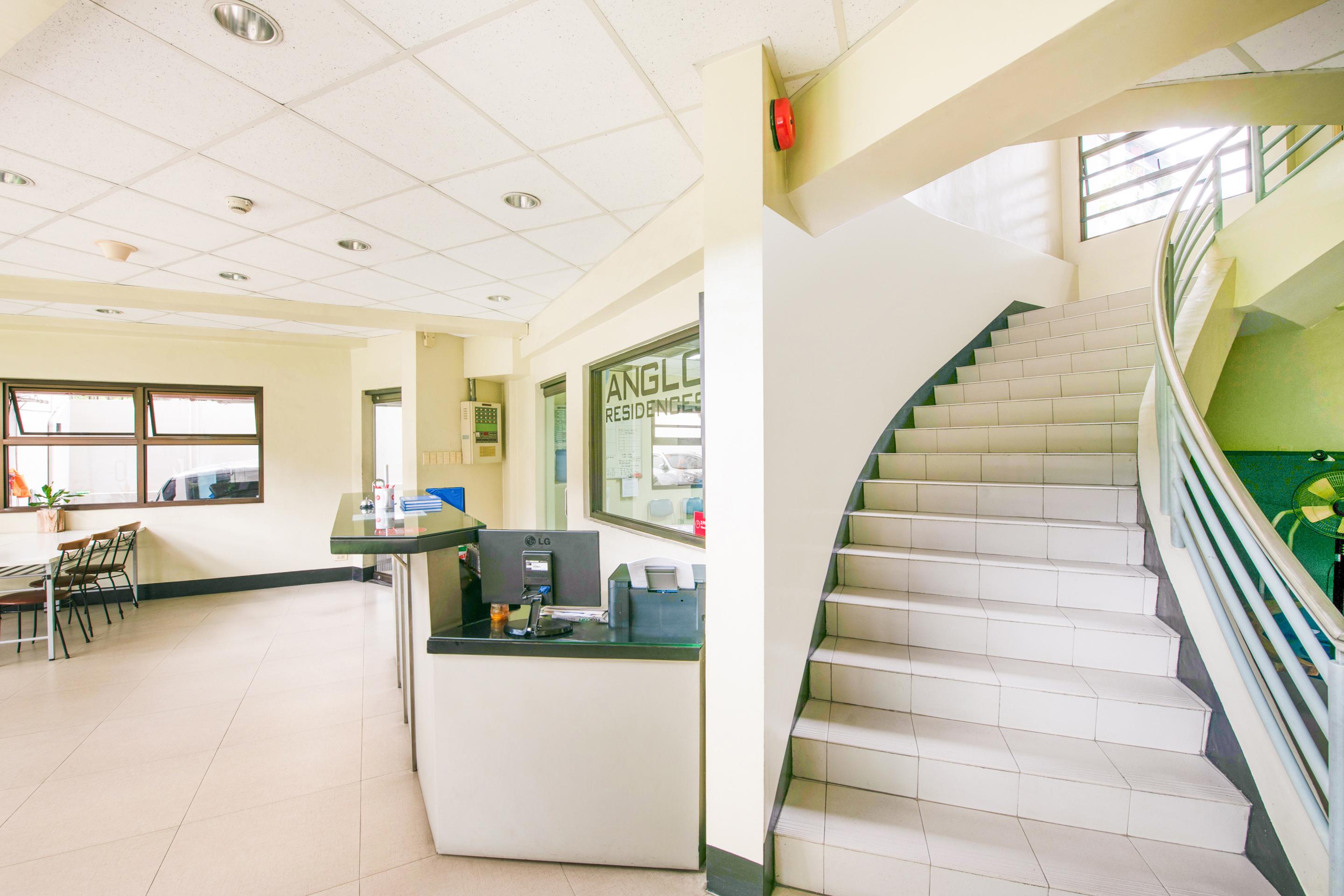 Anglo Residences Manila Quezon City Extérieur photo
