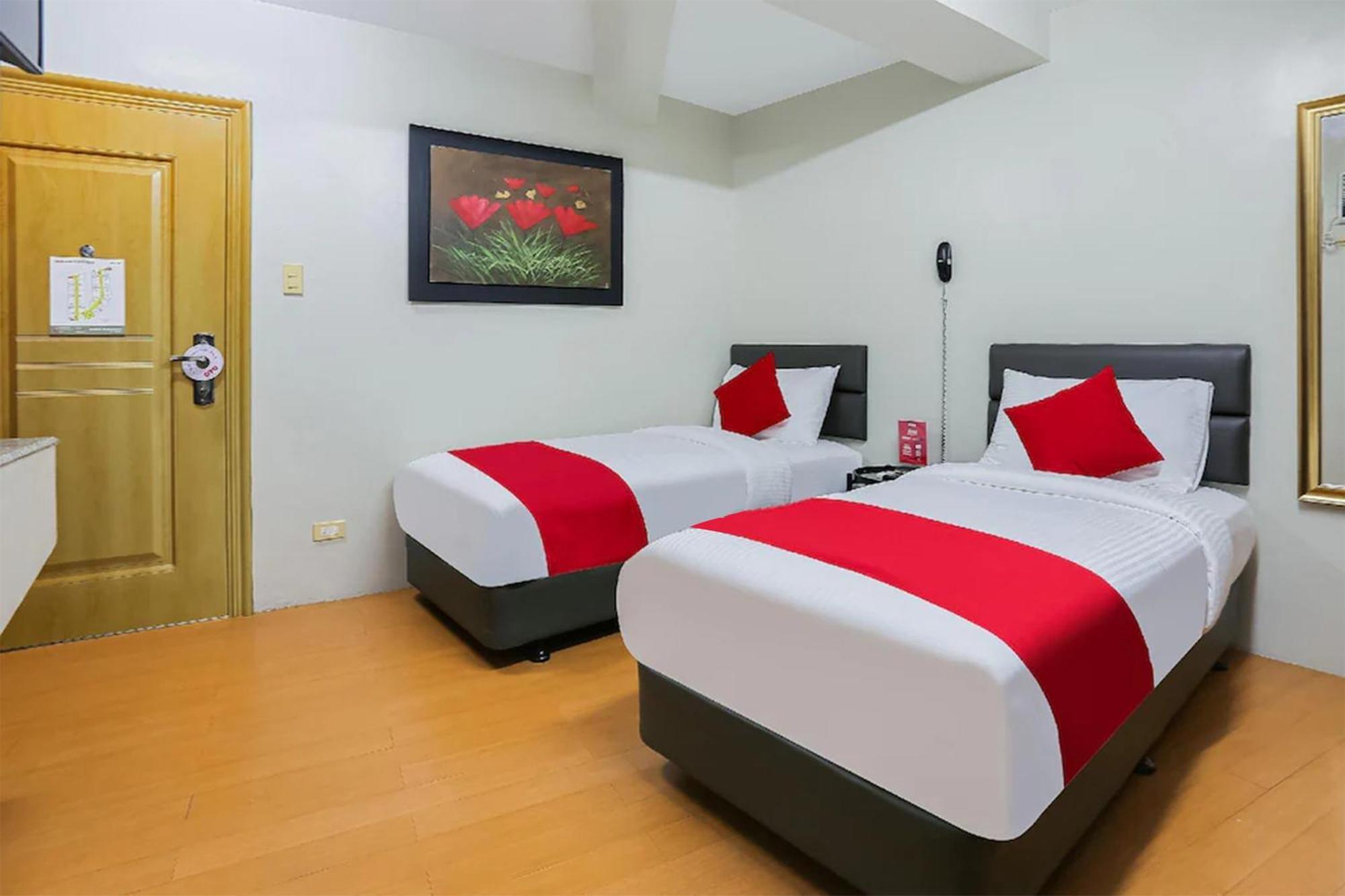 Anglo Residences Manila Quezon City Extérieur photo
